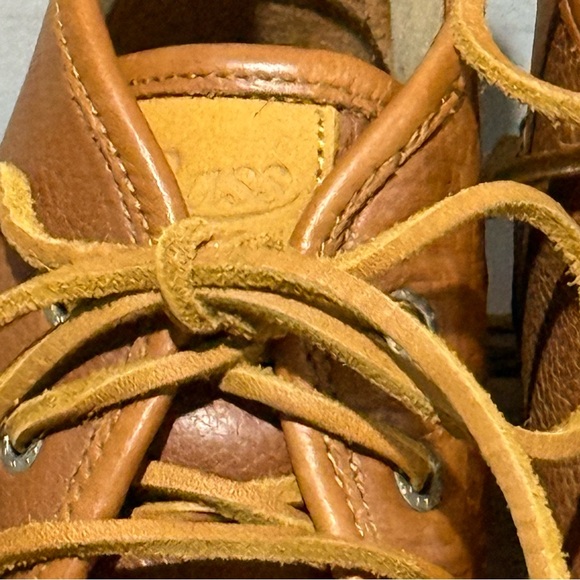 GH Bass Mens Chukka Boots Brown Shoes 11 A48 main image 10
